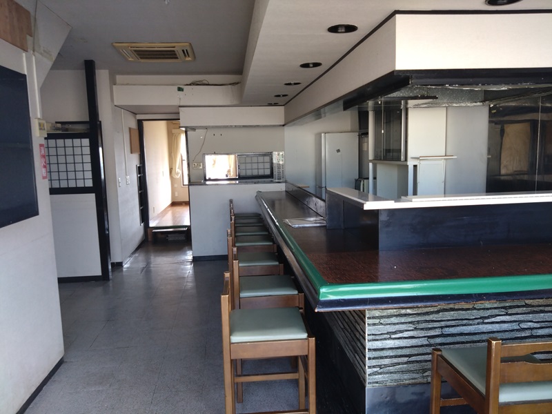 青柳テナント　東　１F　（居抜物件）