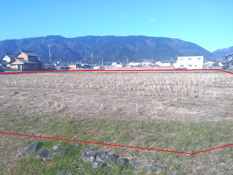 池田町沓井地区 （農用地　田）  　県道 沿い半分の７８１坪は除外地(一種農地）です！